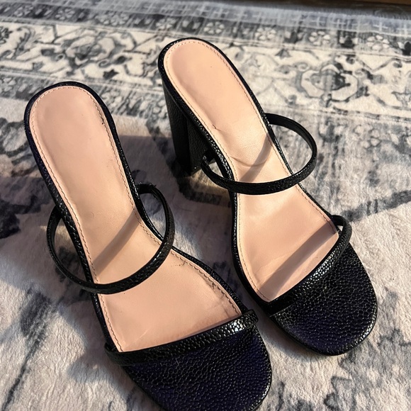 Shoes - Elegant Black Women's Heels